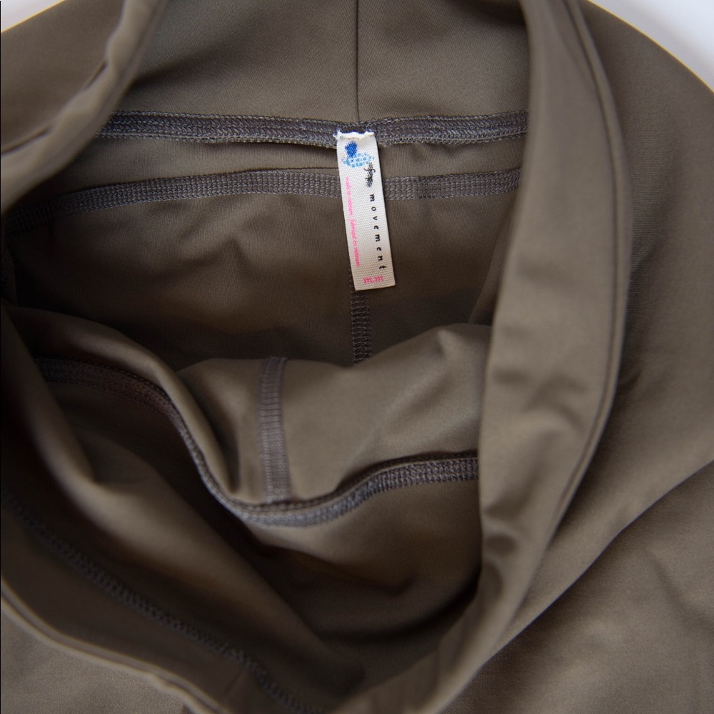 NEW Free People Movement High-Rise Leggings Medium - Picture 6 of 7